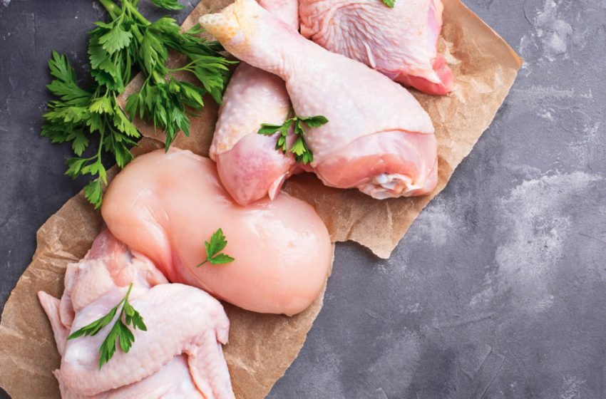 SCANDAL: Rogue butchers serving up gas-killed non-halal chicken at the counter